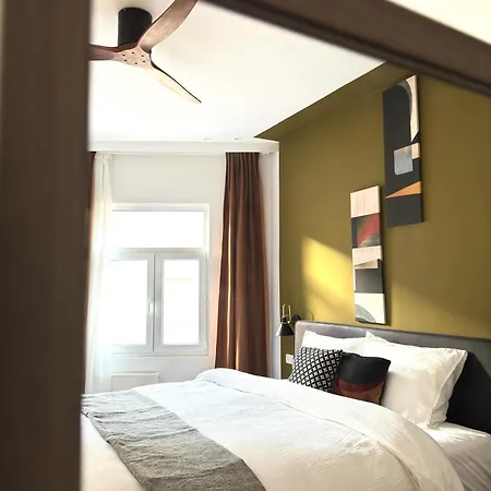 3 Min Walk-meir Cozy 3-4br House *